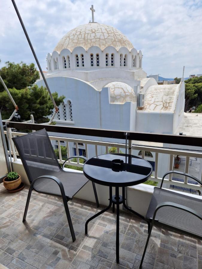 Above Apartments Near The Airport Artemida  Exterior foto